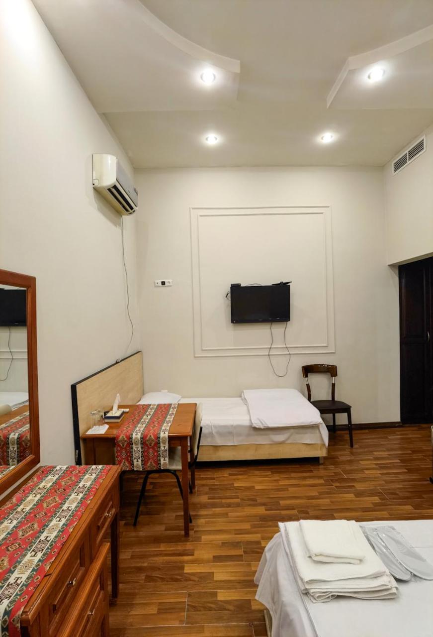New Bella Hotel Erivan Oda fotoğraf